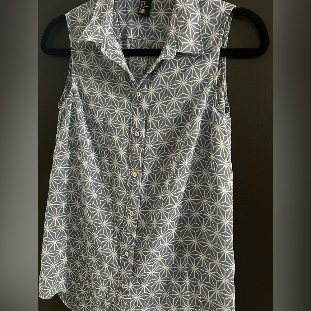 H&M sleeveless top